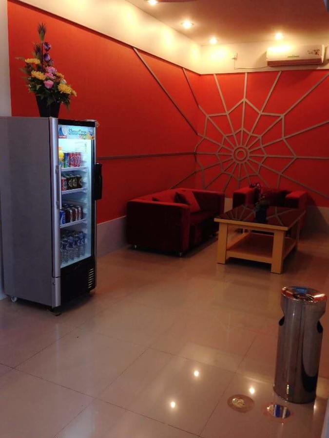 Wisma Asiatique Hotell Pakanbaru Exteriör bild