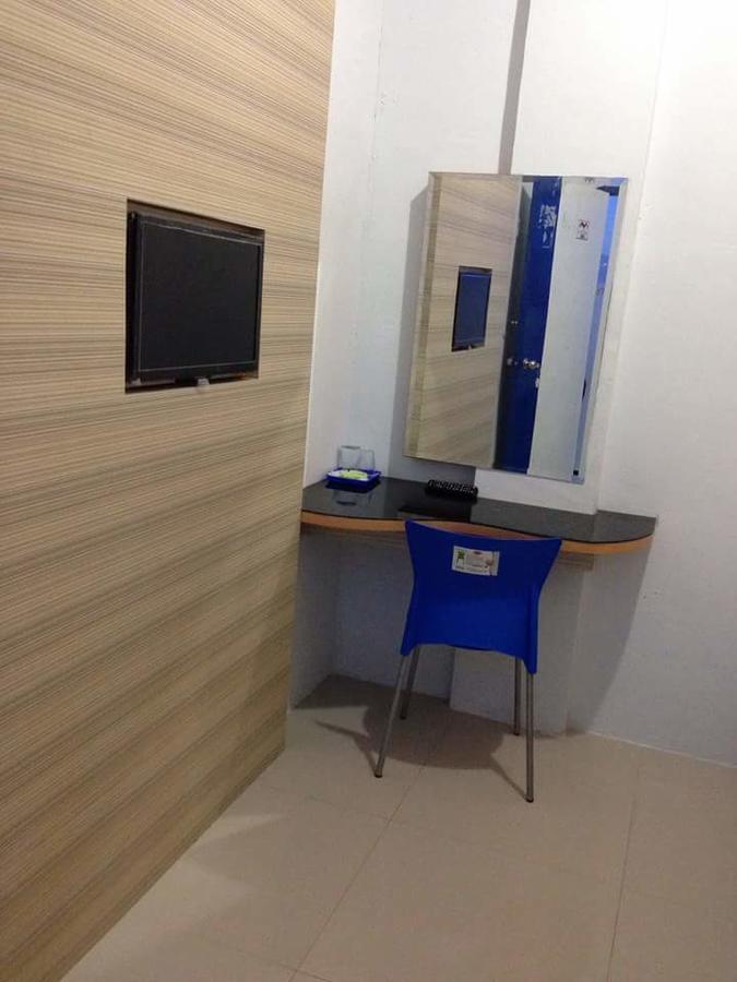 Wisma Asiatique Hotell Pakanbaru Exteriör bild