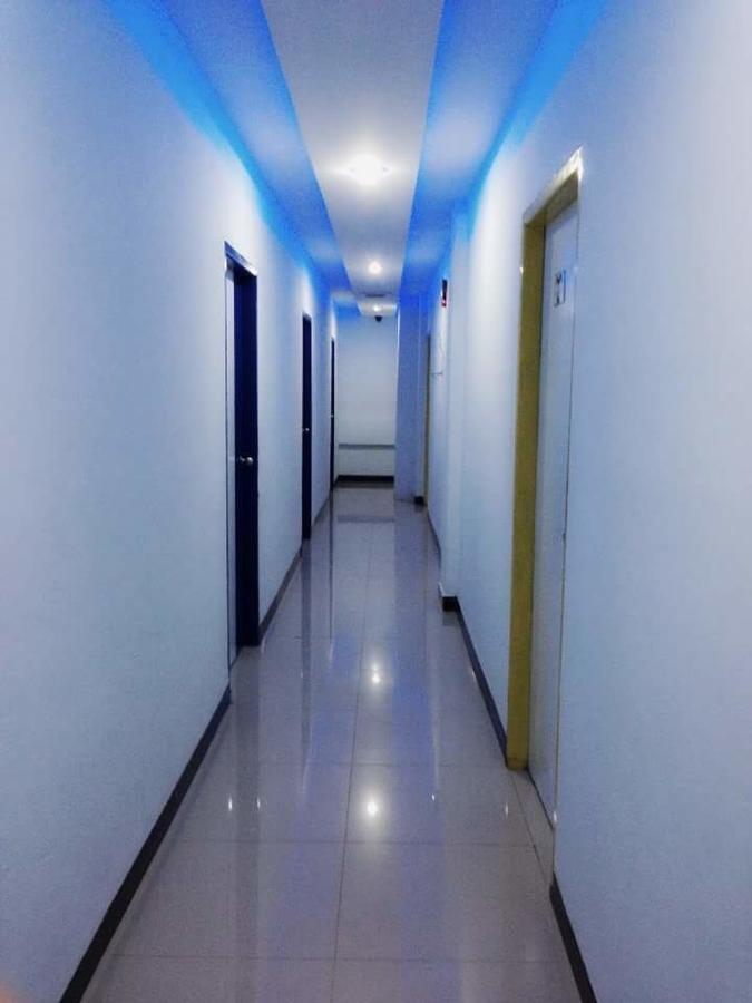 Wisma Asiatique Hotell Pakanbaru Exteriör bild